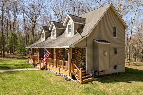 83 Split Rock Dr, Barryville, NY, 12719 | Card Image