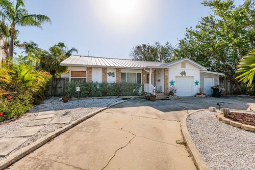 1857 Bayou Grande Blvd Ne, St Petersburg, FL, 33703-1909 | Card Image