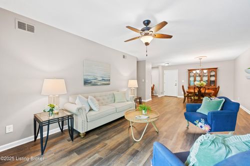 203-1600 Gardiner Ln, Louisville, KY, 40205-2763 | Card Image