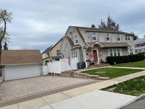 20815 38th Ave, Bayside, NY, 11361-1920 | Card Image