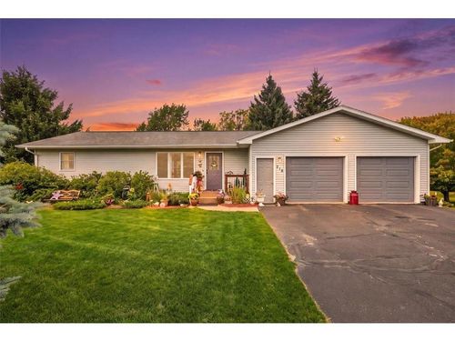 218 Blue Sky Dr, GLENWOOD CITY, WI, 54013-8557 | Card Image