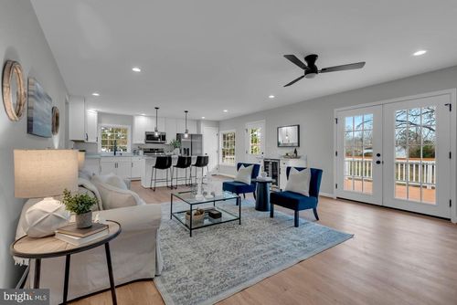 5485 Solomons Island Rd, LOTHIAN, MD, 20711-9704 | Card Image