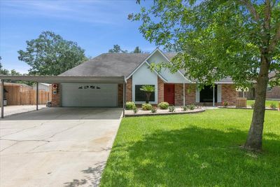 134 Winnie Circle, House other with 3 bedrooms, 2 bathrooms and null parking in Silsbee TX | Image 1