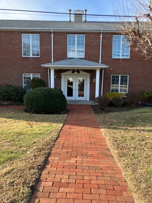 ste-5e-33 College Hill Rd, Warwick, RI, 02886-2776 | Card Image