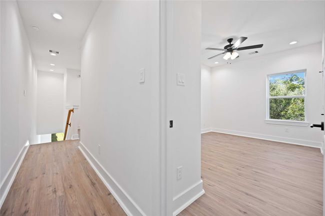 Upstairs Landing | Image 20