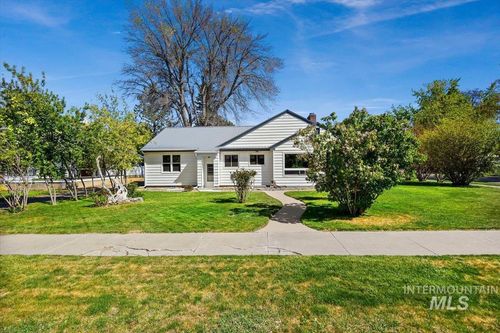 712 E E Avenue D, Jerome, ID, 83338-2822 | Card Image