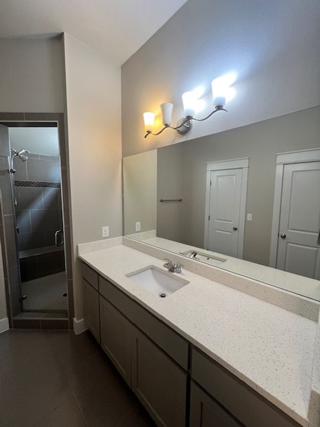 UNIT-11 - 13501 Metric Blvd, House other with 3 bedrooms, 3 bathrooms and 2 parking in Austin TX | Image 13