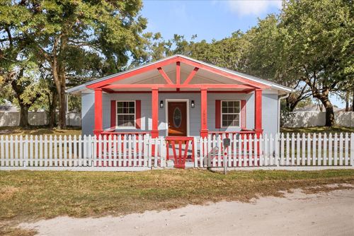 15229 Myrtle St, DADE CITY, FL, 33523-2226 | Card Image