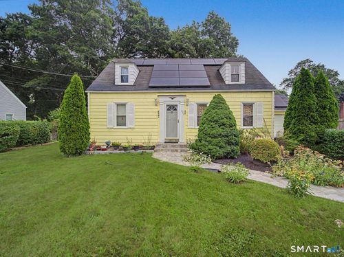 142 Travis Dr, Bridgeport, CT, 06606-1627 | Card Image
