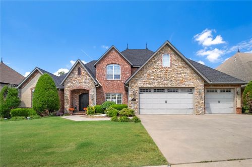 7003 W Balmoral Dr, Rogers, AR, 72758-9065 | Card Image