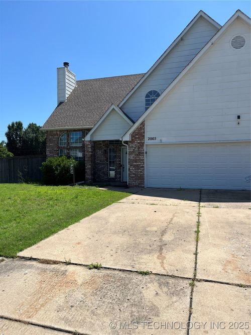 2005 Aster Ave, Broken Arrow, OK, 74012-6075 | Card Image