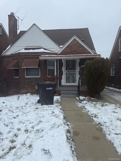 9180 Hartwell St, Detroit, MI, 48228-2534 | Card Image