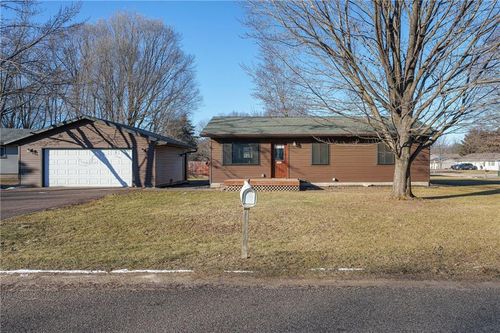 221 Wapiti Circle, ELK MOUND, WI, 54739 | Card Image