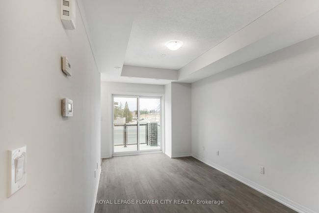 2 - 155 Tapscott Rd, Condo with 2 bedrooms, 1 bathrooms and null parking in Toronto ON | Image 11