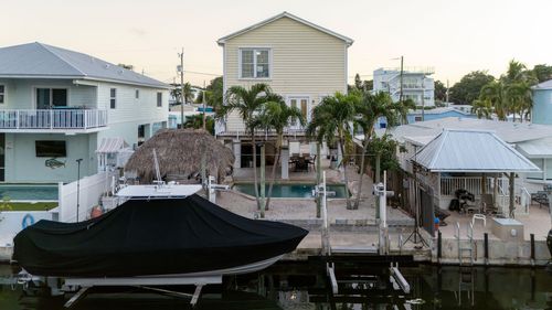 27 Avenue D, Key Largo, FL, 33037-2624 | Card Image