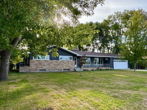 4826 University Drive S, Fargo, ND, 58104 | Card Image