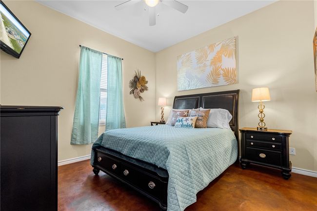 14209 Anegada Dr, Condo with 2 bedrooms, 2 bathrooms and 2 parking in Corpus Christi TX | Image 10