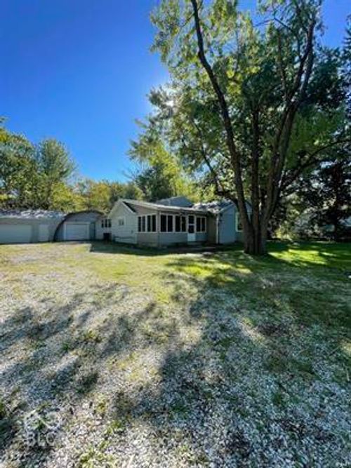 900 S County Road 550 E, Selma, IN, 47383 | Card Image