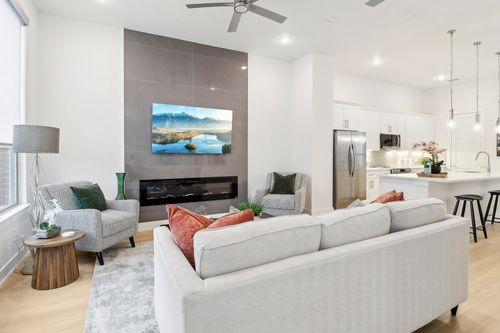 unit-105-2524 Havenhurst St, Farmers Branch, TX, 75234-5176 | Card Image