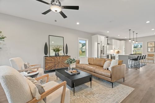 205 Charlotte Everly Cir, Hendersonville, TN, 37075-3272 | Card Image