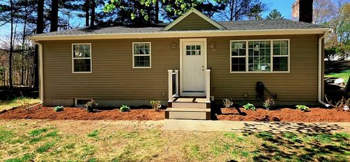 24 Vernon Rd, Medway, MA, 02053-1318 | Card Image