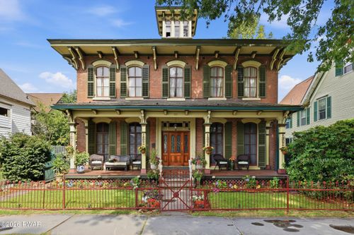 211 Park Street, Honesdale, PA, 18431 | Card Image
