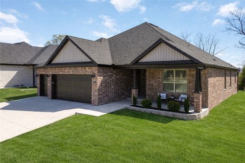 721 Harbison St, Bentonville, AR, 72713-5172 | Card Image