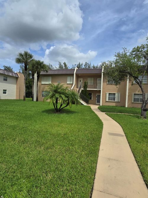 apt-233-140 Lake Meryl Dr, West Palm Beach, FL, 33411-3374 | Card Image