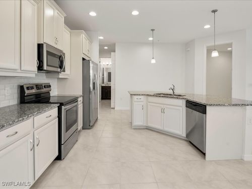 unit-202-26139 Palace Ln, BONITA SPRINGS, FL, 34135-6074 | Card Image