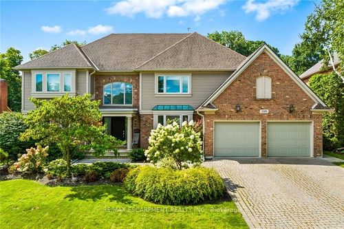 1103 Crofton Way, Burlington, ON, L7P4X1 | Card Image