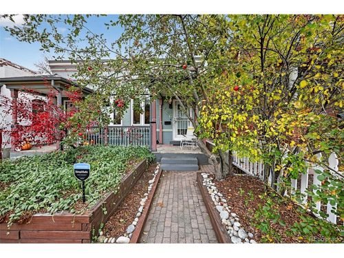 726 Fox St, Denver, CO, 80204-4543 | Card Image