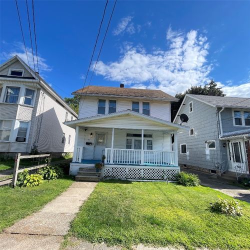 147 29th St, Erie, PA, 16504-1051 | Card Image