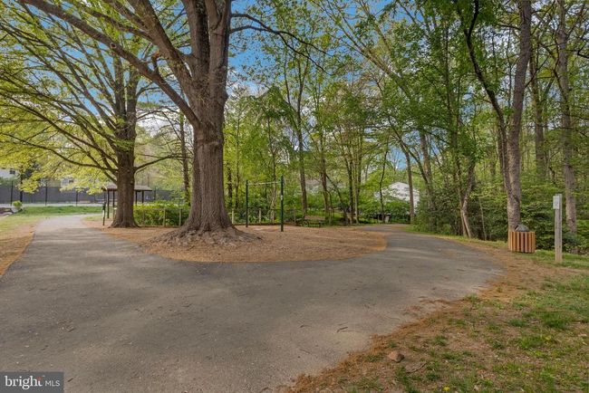 2310 Glade Bank Way, Townhouse with 3 bedrooms, 3 bathrooms and null parking in RESTON VA | Image 28