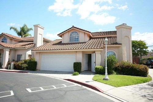 841 Friendly Cir, El Cajon, CA, 92021-6103 | Card Image