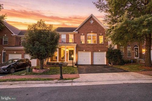 9954 E Hill Dr, LORTON, VA, 22079-2430 | Card Image