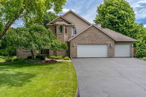 11307 Ridgecrest Drive, Roscoe, IL, 61073 | Card Image