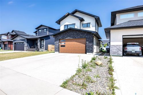 106 Kenaschuk Cres, Saskatoon, SK, S7W0Y6 | Card Image