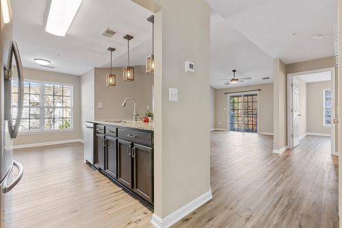 303-2011 Gov Thomas Bladen Way, ANNAPOLIS, MD, 21401-6971 | Card Image