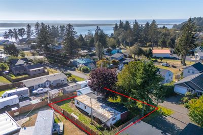 2065 Bayview Ave W, House other with 3 bedrooms, 1 bathrooms and null parking in Tillamook OR | Image 1