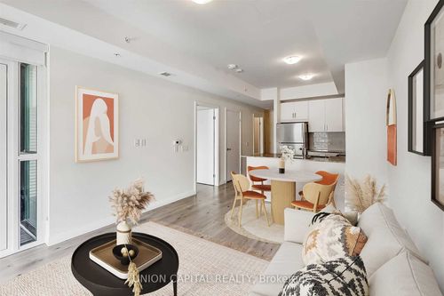 801-60 Charles St W, Kitchener, ON, N2G0C9 | Card Image