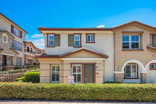 1205 Calabria St., Santee, CA, 92071 | Card Image