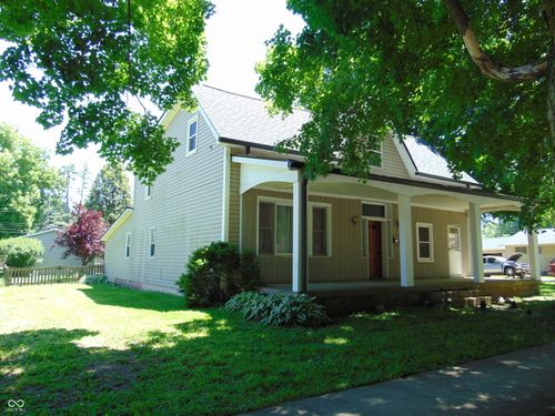 225 Market St, Thorntown, IN, 46071-1229 | Card Image