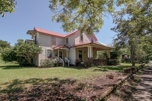 361 Park Ave, DeFuniak Springs, FL, 32435-9105 | Card Image