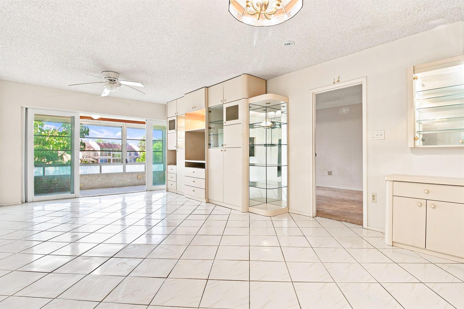 Residential in Tamarac 3