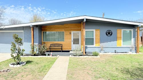 4227 Eisenhauer Rd, San Antonio, TX, 78218-2604 | Card Image