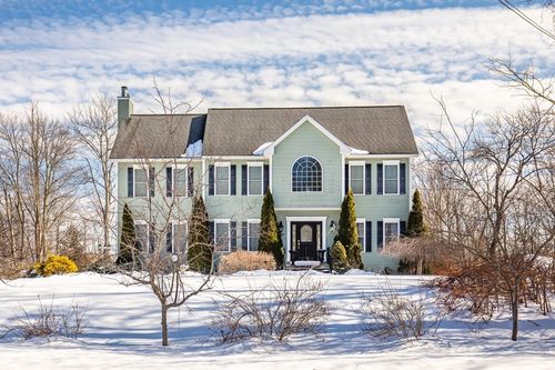 707 Stafford St, Rochdale, MA, 01542-1227 | Card Image