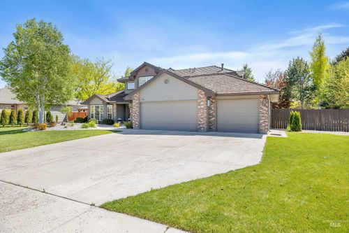2028 Candleridge Dr, Twin Falls, ID, 83301-8306 | Card Image