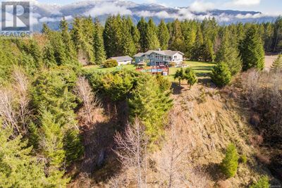 7565 Davenport Rd, House other with 5 bedrooms, 3 bathrooms and 6 parking in Port Alberni BC | Image 3