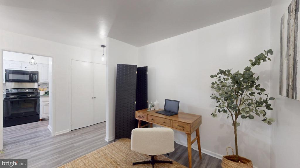 Residential in WASHINGTON 4