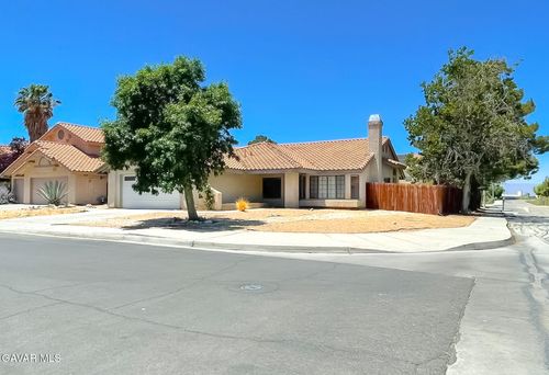 37543 Royal Ct, Palmdale, CA, 93552-4508 | Card Image